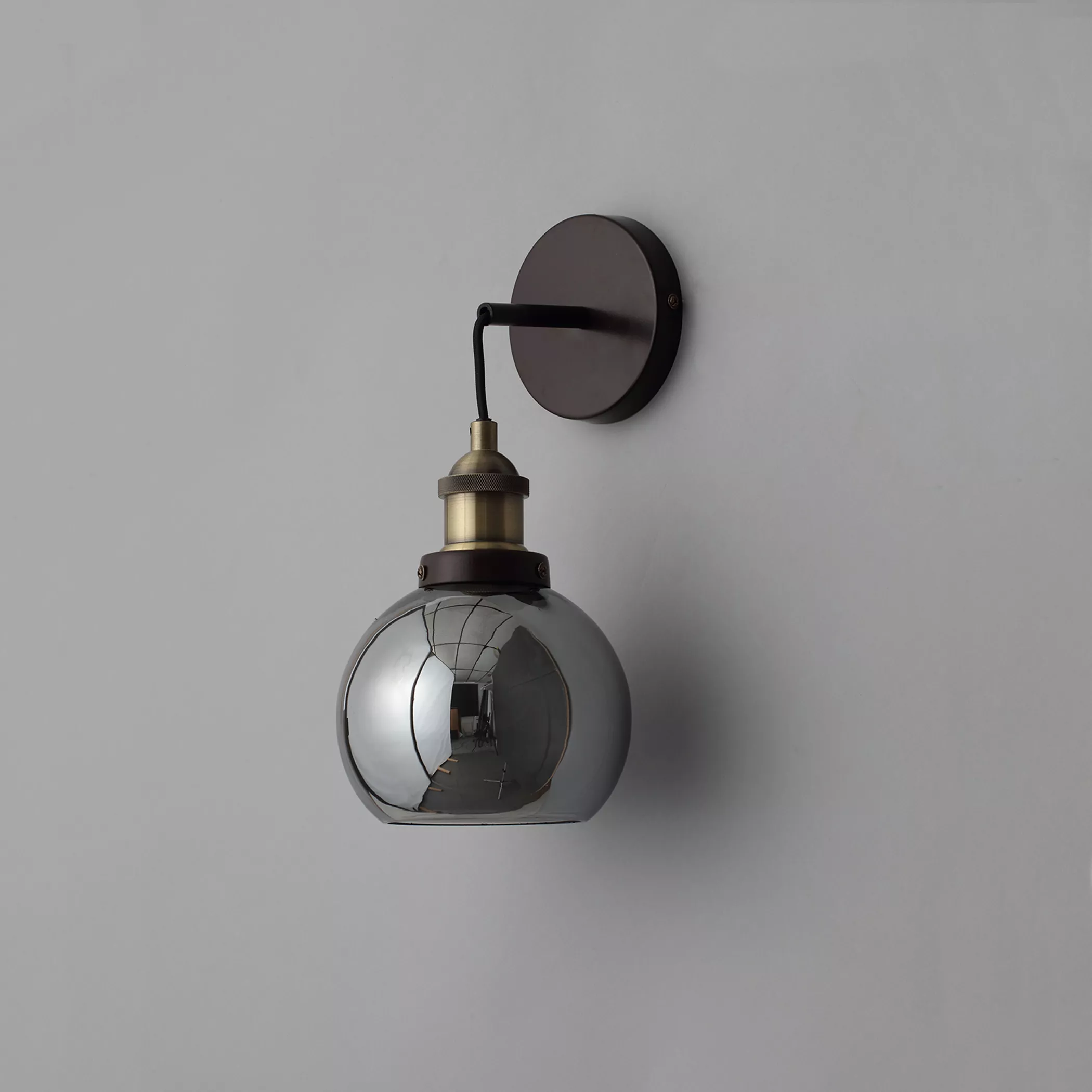 Callisto Wall Light 4 Callisto Wall Light - Image 2