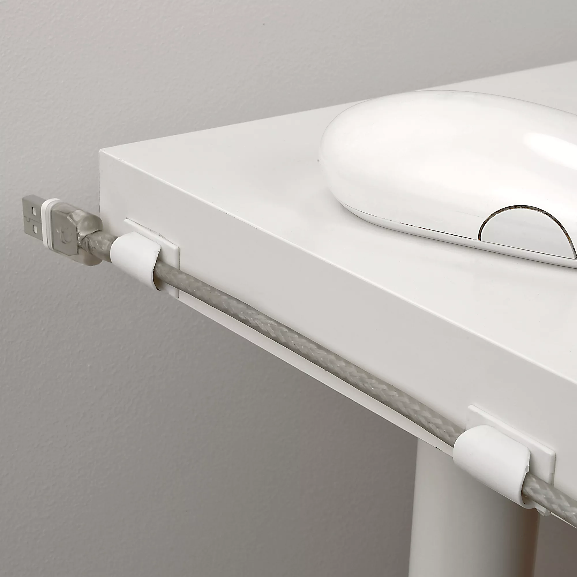 D-Line Black 4 Piece Cable Tidy Kit 7 D-Line Black 4 Piece Cable Tidy Kit - Image 5