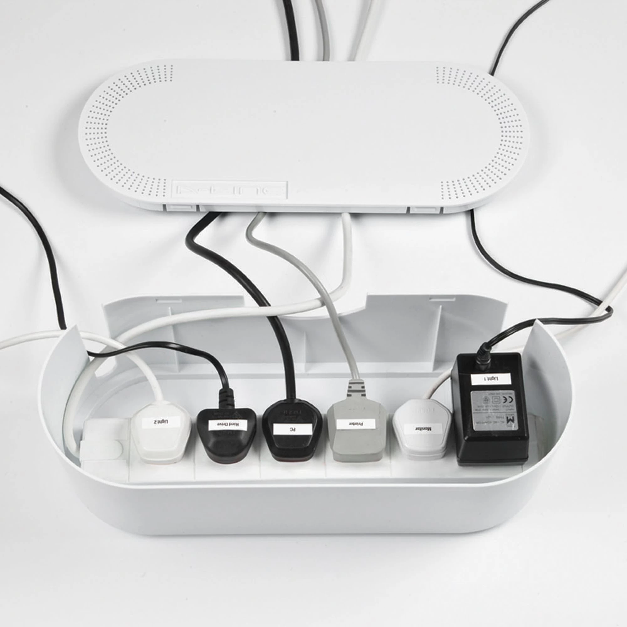 D-Line Large White Cable Tidy Unit 9 D-Line Large White Cable Tidy Unit - Image 7