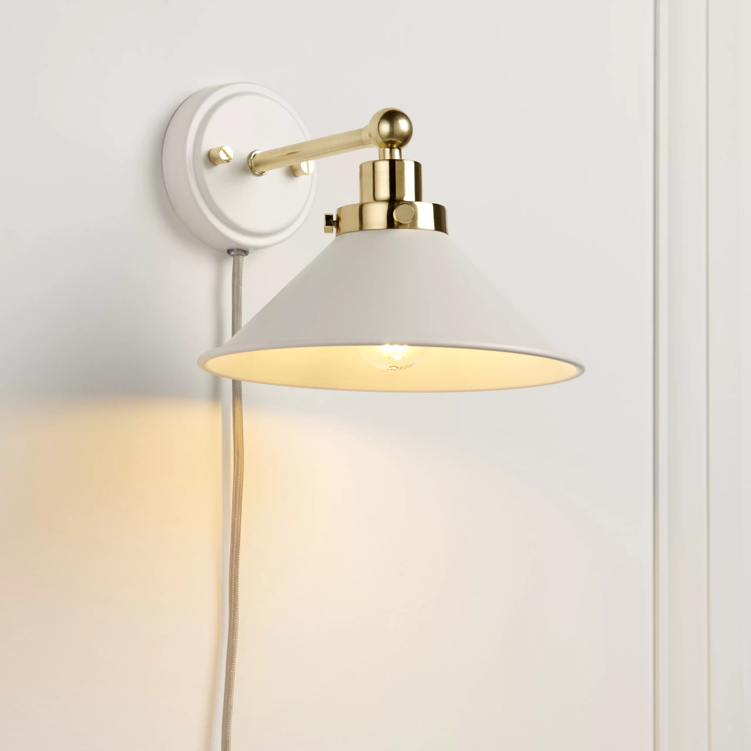 Getty Matt White Gold Effect Plug-in Wall Light 3 Getty Matt White Gold Effect Plug-in Wall Light