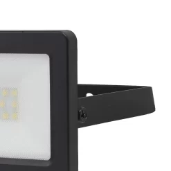 GoodHome Lucan AFD1017-IB Black Mains-powered Cool White Outdoor LED PIR Floodlight 1000lm 11 GoodHome Lucan AFD1017-IB Black Mains-powered Cool White Outdoor LED PIR Floodlight 1000lm -Professional Electrical Lighting Store goodhome lucan afd1017 ib black mains powered cool white outdoor led pir floodlight 1000lm5059340255583 36c