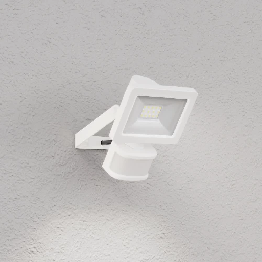 GoodHome Lucan AFD1017-IW White Mains-powered Cool White Outdoor LED PIR Floodlight 1000lm 4 GoodHome Lucan AFD1017-IW White Mains-powered Cool White Outdoor LED PIR Floodlight 1000lm - Image 2