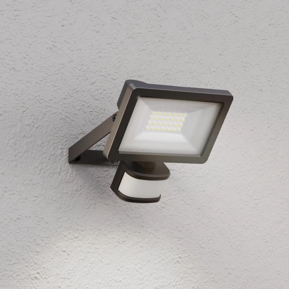 GoodHome Lucan AFD1018-IB Black Mains-powered Cool White Outdoor LED PIR Floodlight 2000lm 4 GoodHome Lucan AFD1018-IB Black Mains-powered Cool White Outdoor LED PIR Floodlight 2000lm - Image 2