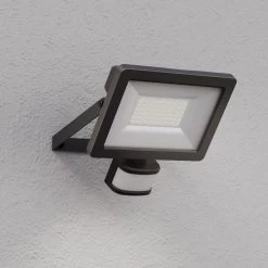 GoodHome Lucan AFD1019-IB Black Mains-powered Cool White Outdoor LED PIR Floodlight 3000lm 9 GoodHome Lucan AFD1019-IB Black Mains-powered Cool White Outdoor LED PIR Floodlight 3000lm -Professional Electrical Lighting Store goodhome lucan afd1019 ib black mains powered cool white outdoor led pir floodlight 3000lm5059340191416 kfg