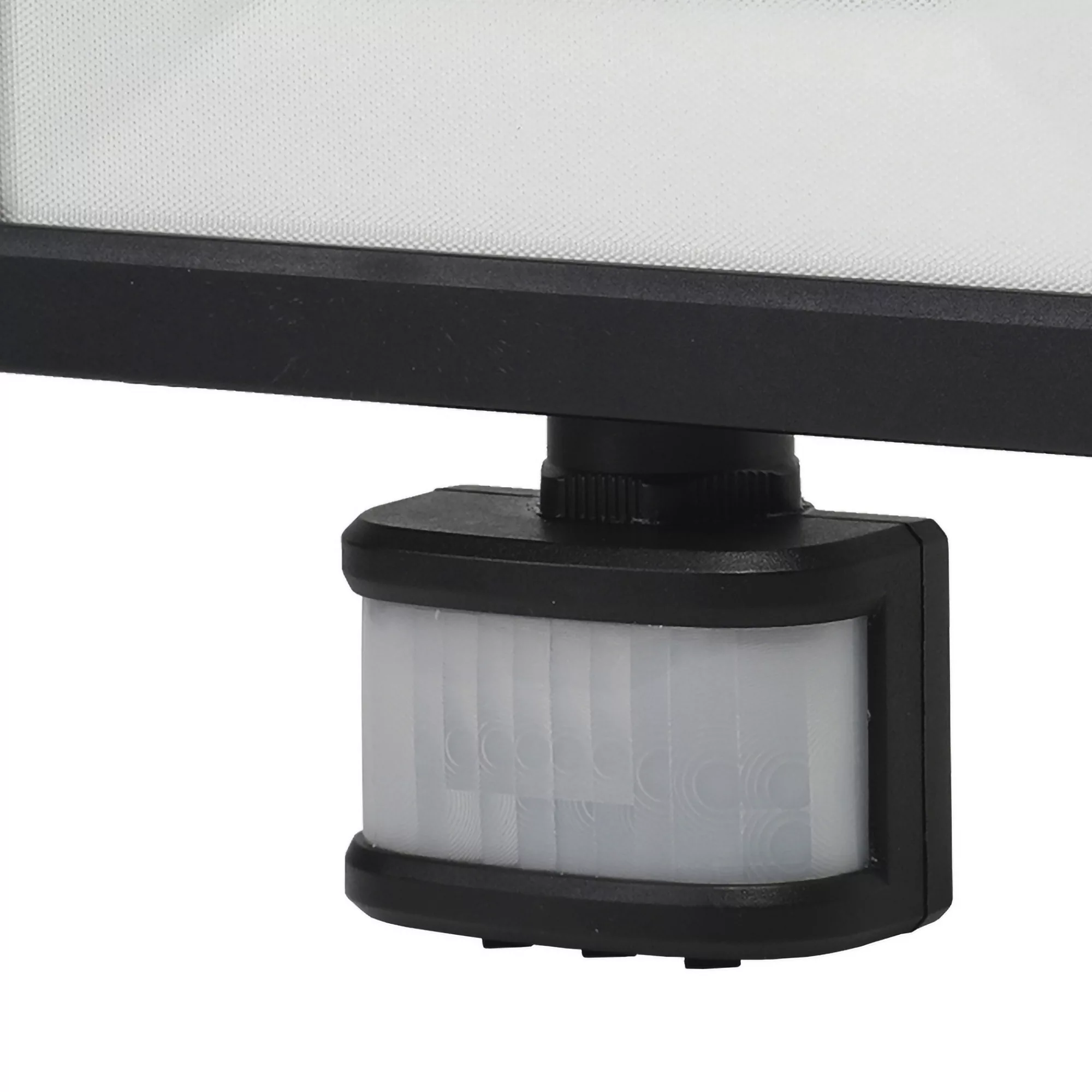 GoodHome Lucan AFD1019-IB Black Mains-powered Cool White Outdoor LED PIR Floodlight 3000lm 7 GoodHome Lucan AFD1019-IB Black Mains-powered Cool White Outdoor LED PIR Floodlight 3000lm - Image 5