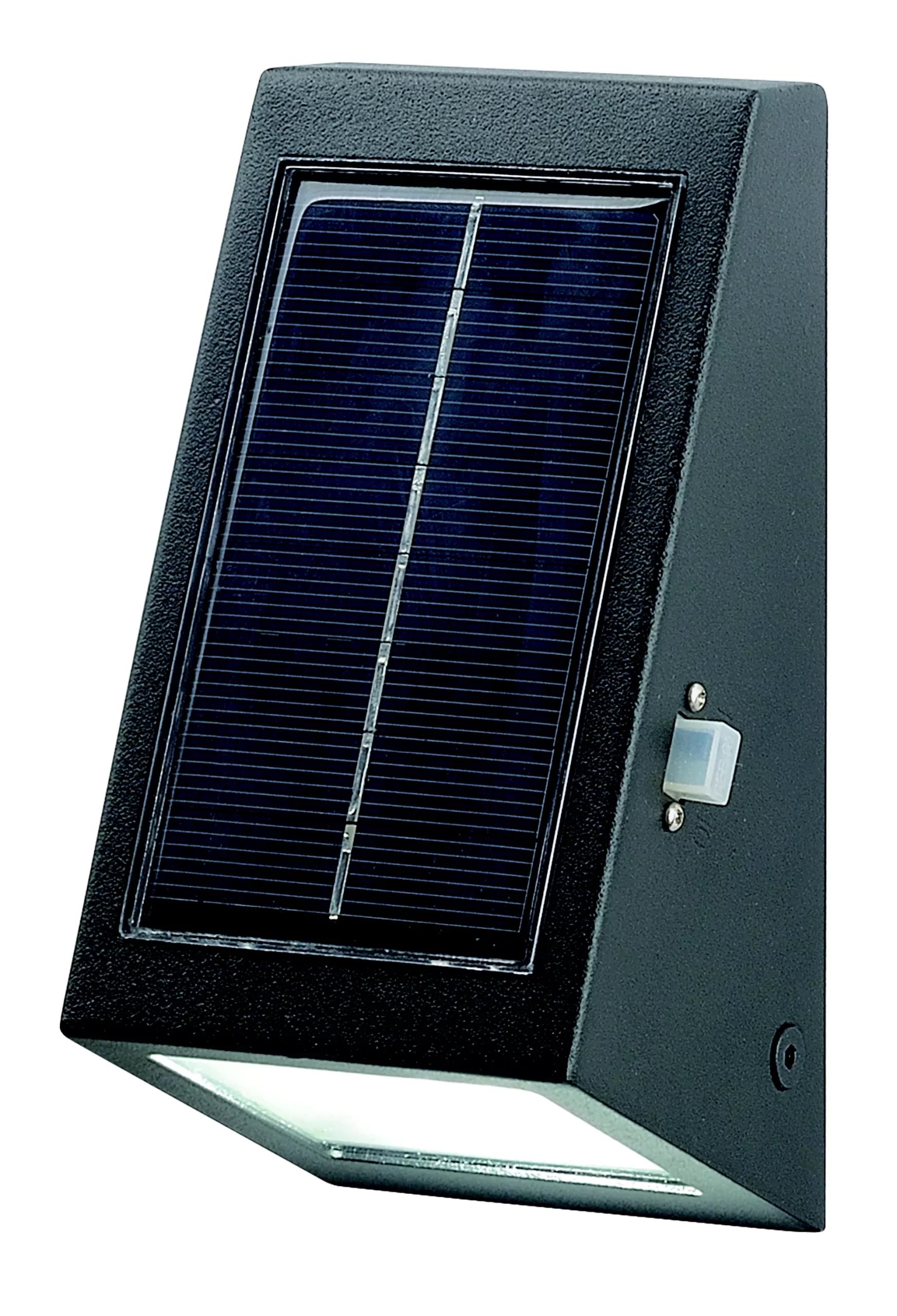 GoodHome Plevna Matt Black Solar-powered Ice White LED Deck Light 4 GoodHome Plevna Matt Black Solar-powered Ice White LED Deck Light - Image 2