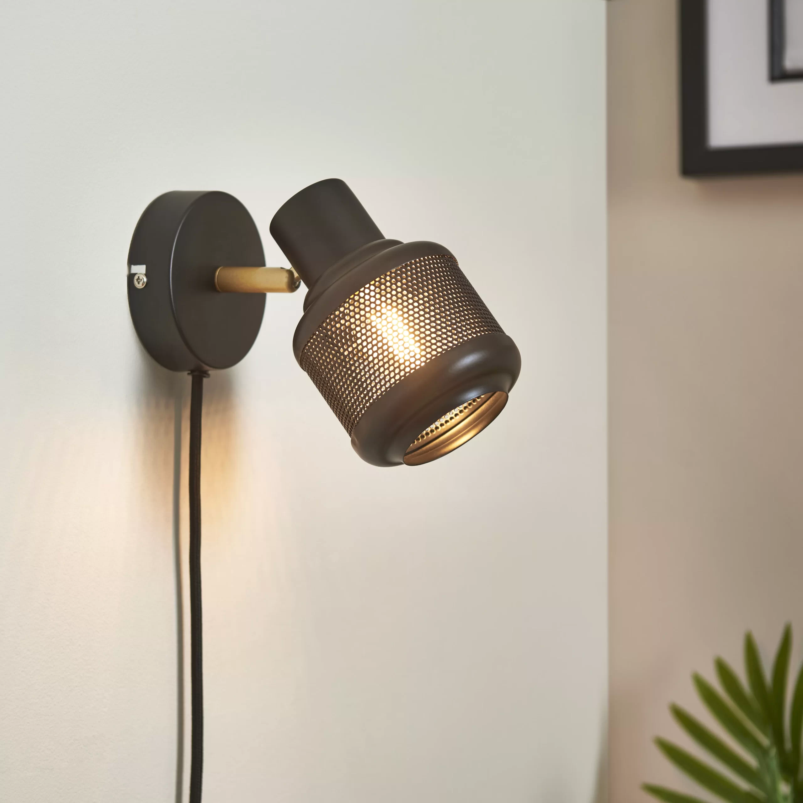 Leven Satin Plug-in Wall Light 101549 3 Leven Satin Plug-in Wall Light 101549