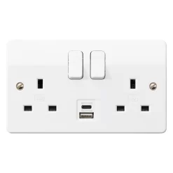 MK White Double 13A Switched Socket With USB X2