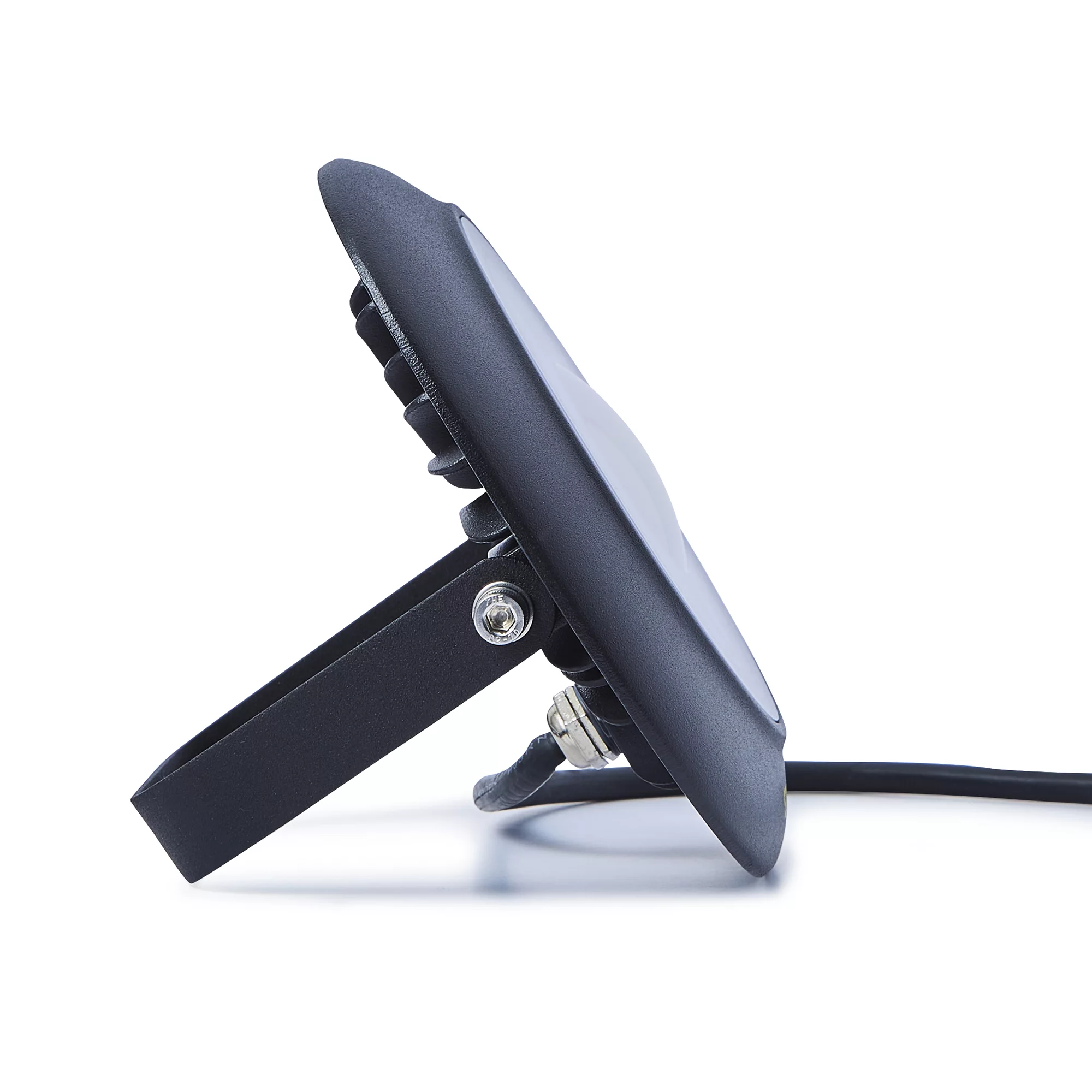 Stanley Black Mains-powered Cool Daylight LED Without Sensor Slimline Floodlight 2700lm 6 Stanley Black Mains-powered Cool Daylight LED Without Sensor Slimline Floodlight 2700lm - Image 4