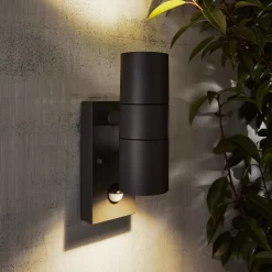 Zinc Odin Fixed Matt Black Mains-powered LED Outdoor ON/OFF With PIR Wall Light (Dia)6cm